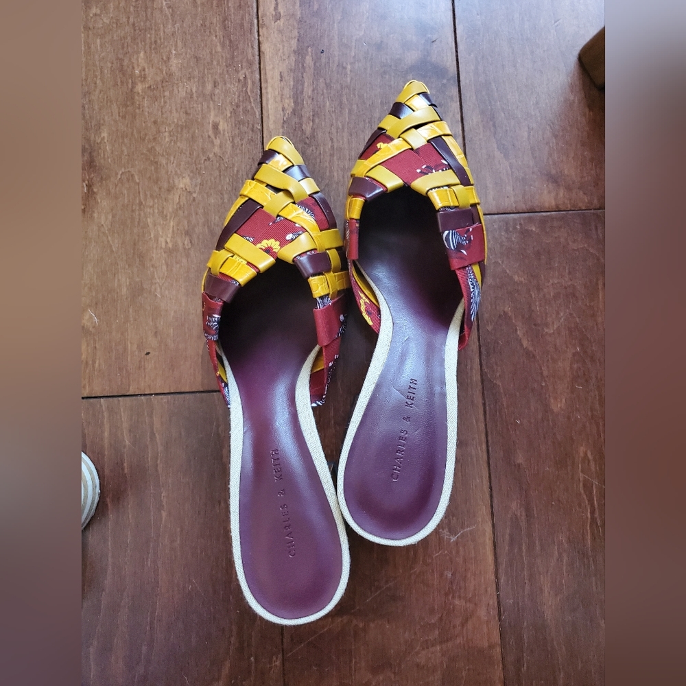 Charles and Keith Mules